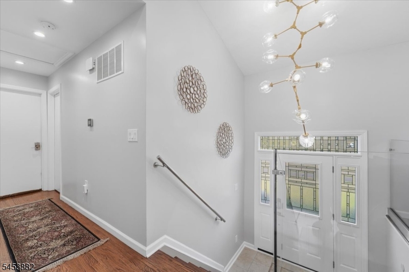 5350 Orchard St Property Photo 6