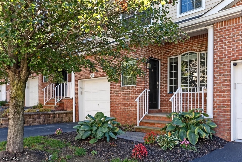 67 Mara Blvd Property Photo 1