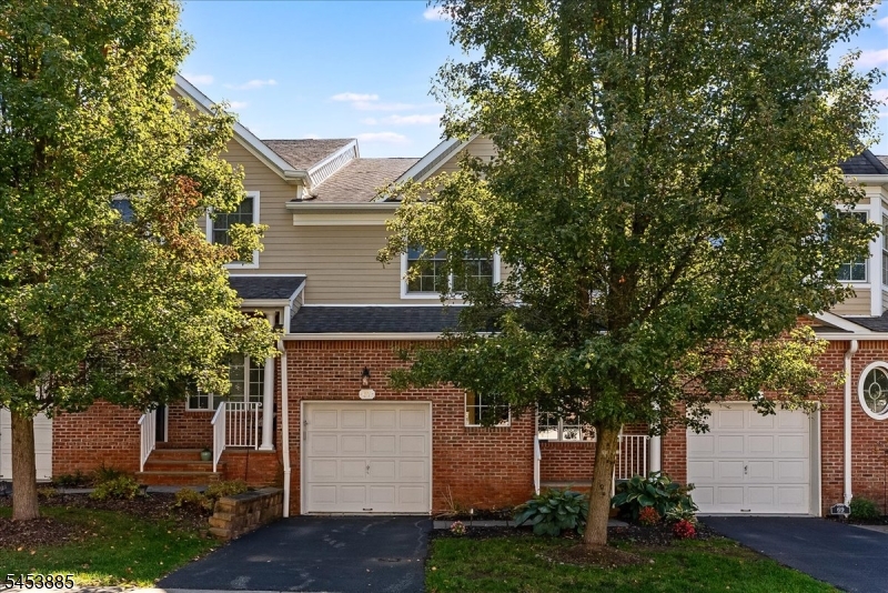 67 Mara Blvd Property Photo 2
