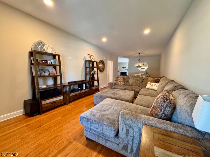 67 Mara Blvd Property Photo 3