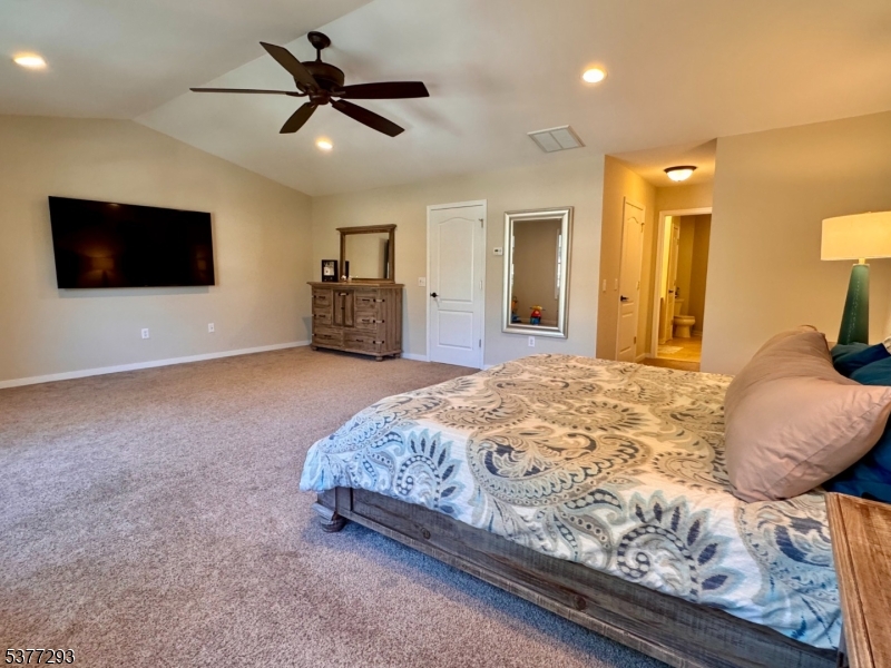 67 Mara Blvd Property Photo 11