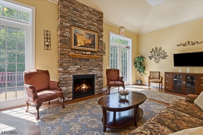 67 Mara Blvd Property Photo 23