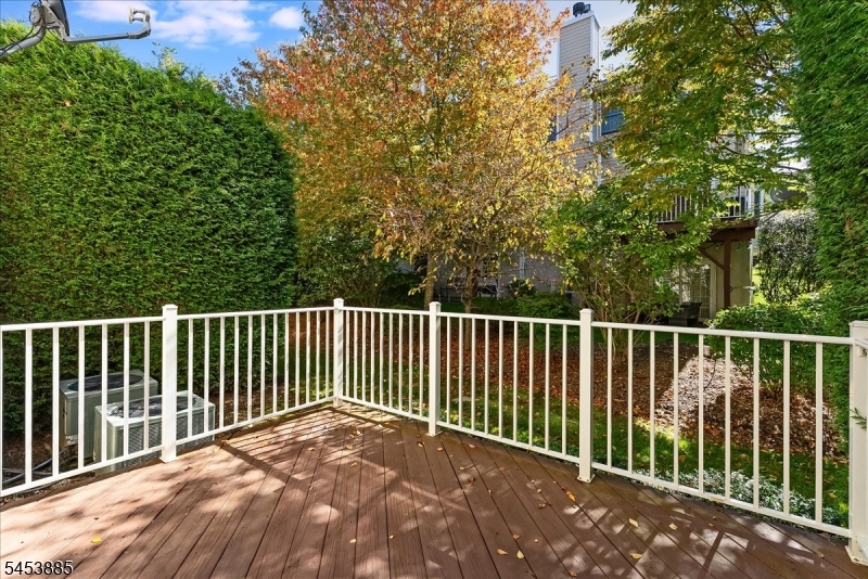 67 Mara Blvd Property Photo 29