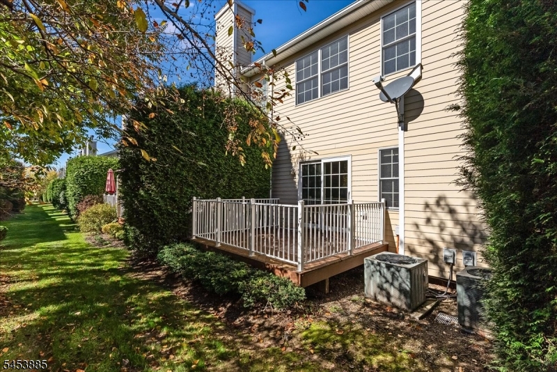 67 Mara Blvd Property Photo 30