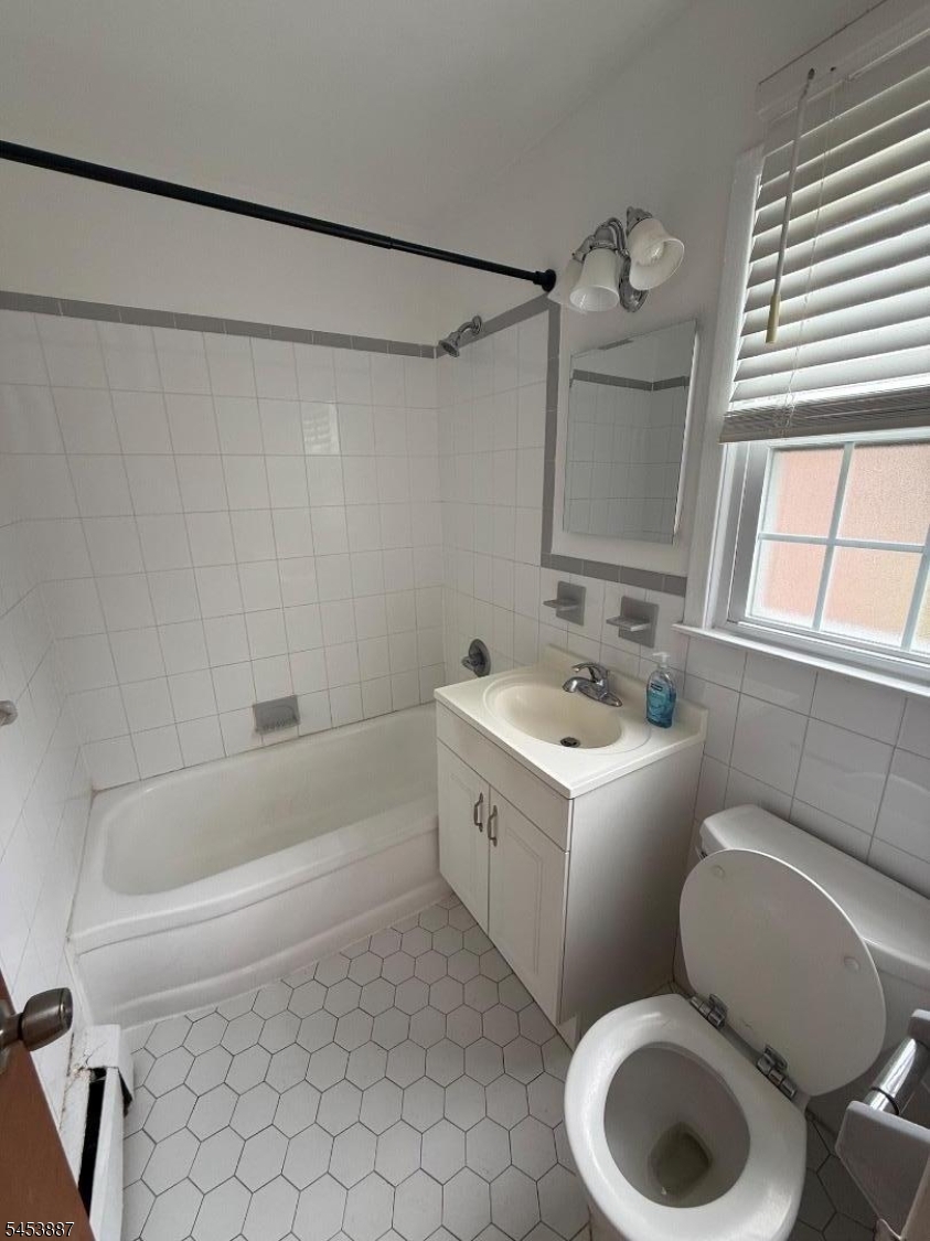 307 Pitney Pl 307 Property Photo 7