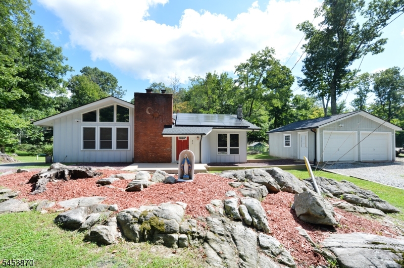 5 Woodlawn Dr Property Photo 5
