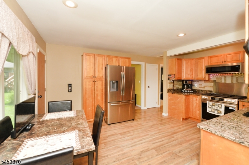 5 Woodlawn Dr Property Photo 19