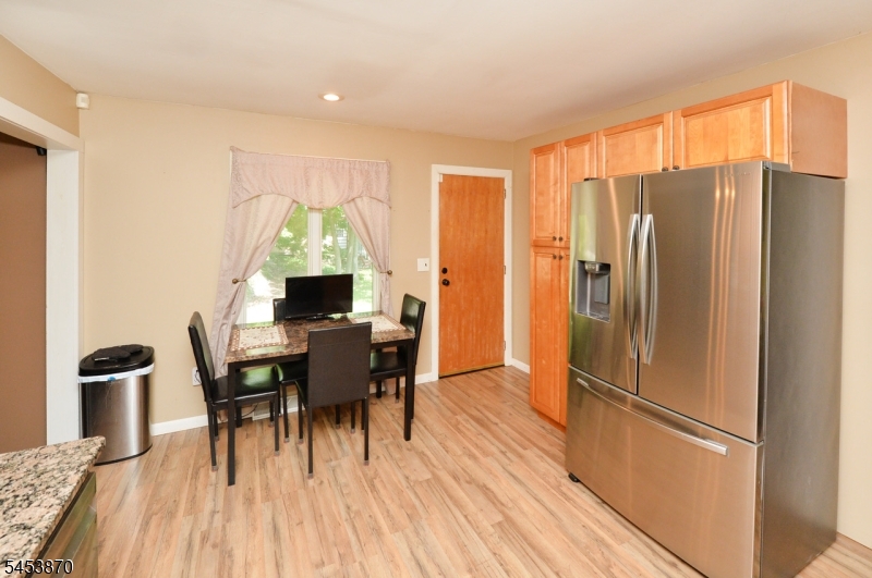 5 Woodlawn Dr Property Photo 21