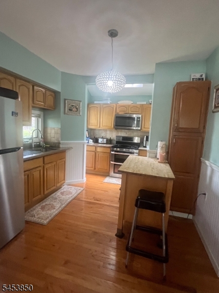 68 Peachtree Rd Property Photo 3