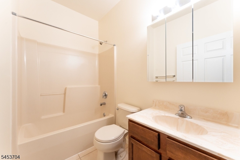 62 W Main St 204 Property Photo 19