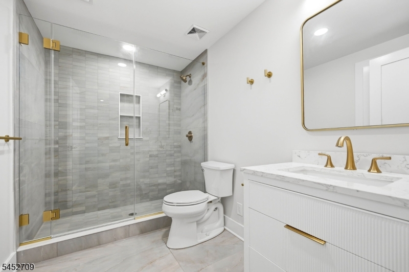 4 Dorrien Rd Property Photo 25