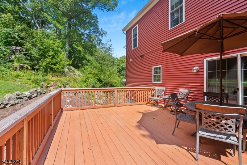 1585 Macopin Rd Property Photo 41