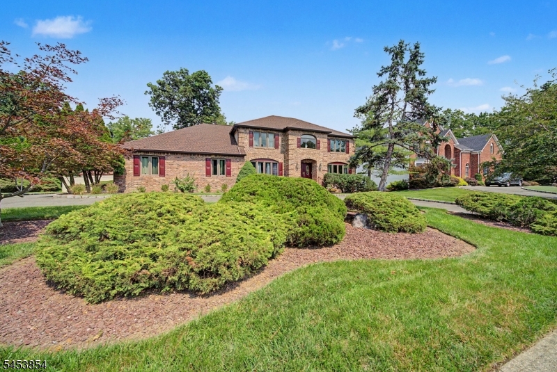 2 Birchwood Ct Property Photo 2