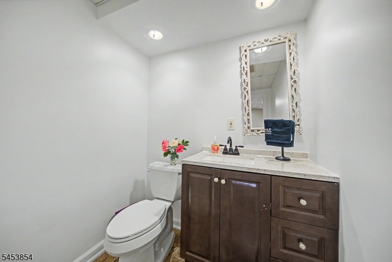 2 Birchwood Ct Property Photo 42