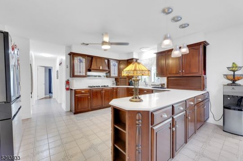 60 Ivy Pl Property Photo 16