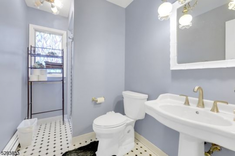 60 Ivy Pl Property Photo 24