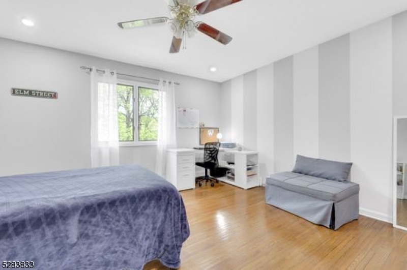 60 Ivy Pl Property Photo 28