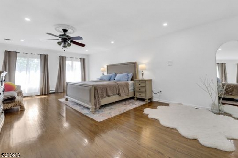 60 Ivy Pl Property Photo 36