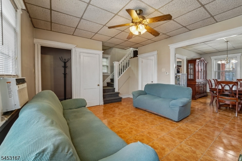 406 3rd Ave W Property Photo 6