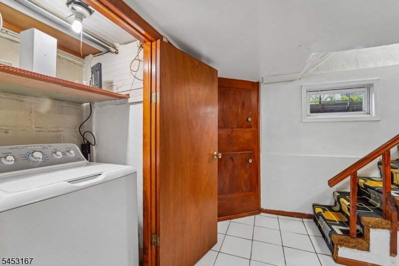 406 3rd Ave W Property Photo 17
