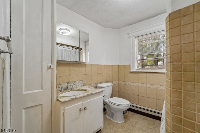 406 3rd Ave W Property Photo 27