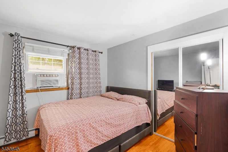 1 Mary Ave Property Photo 8