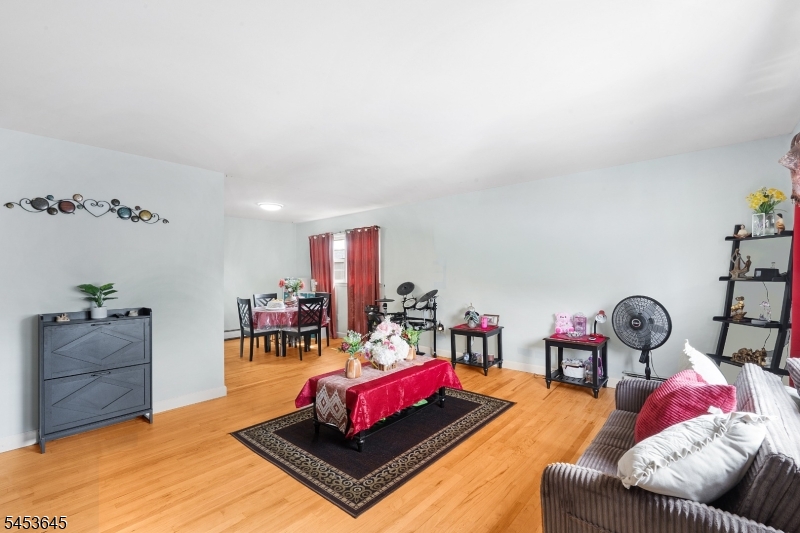 1 Mary Ave Property Photo 12