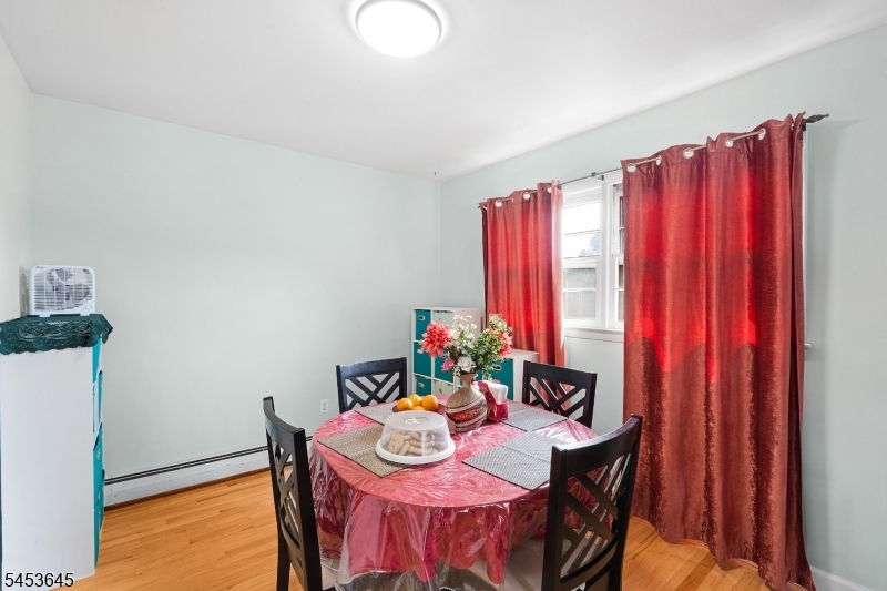 1 Mary Ave Property Photo 14