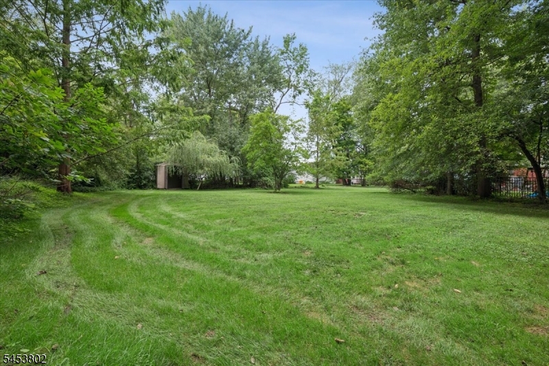 37 Kings Rd Property Photo 7