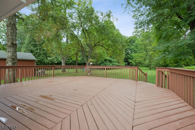 37 Kings Rd Property Photo 8