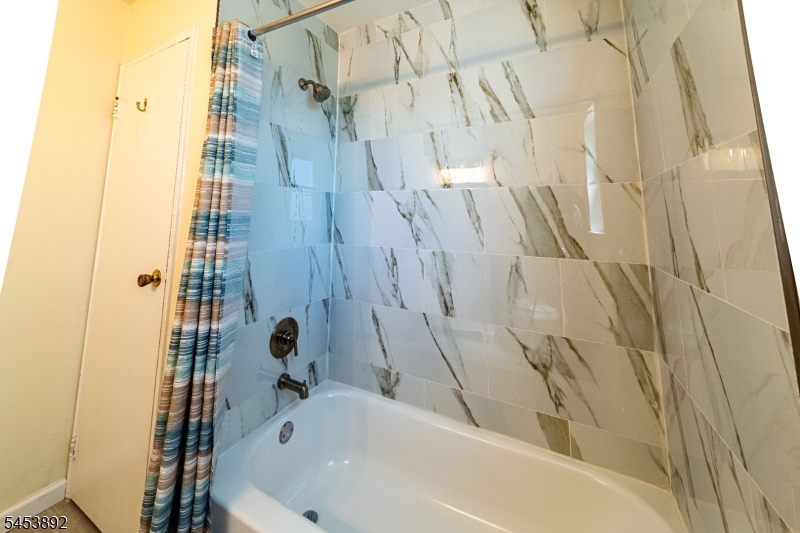 93 Fox Road 3b Property Photo 18