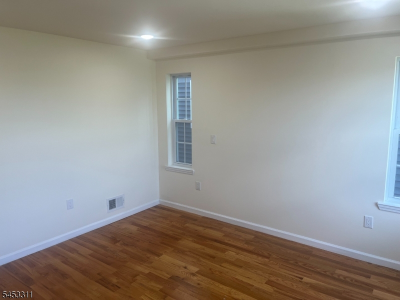 800 Bergen St Property Photo 13