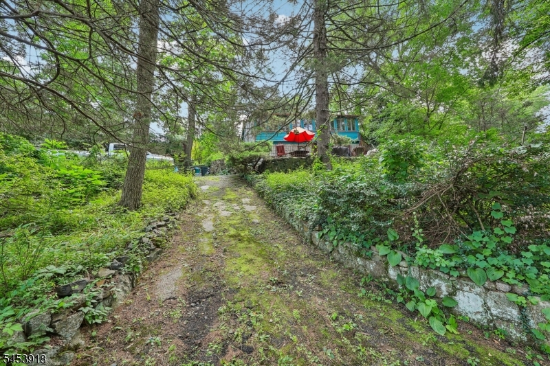 Nakomis Path Property Photo 1