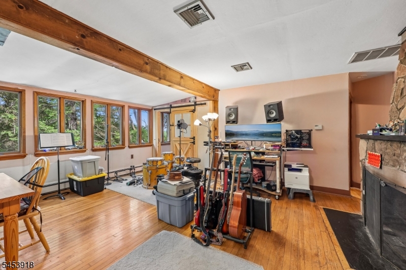 Nakomis Path Property Photo 3