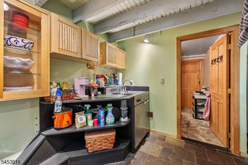 Nakomis Path Property Photo 17