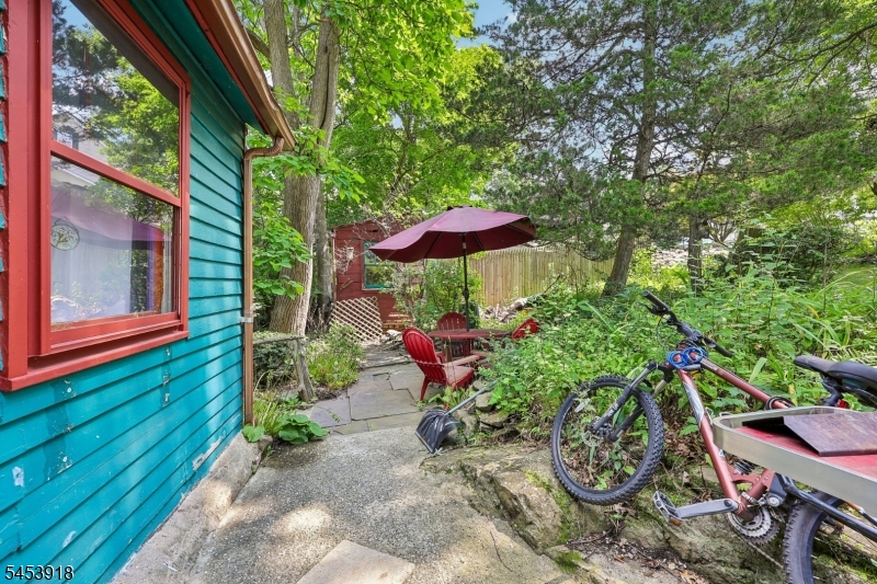 Nakomis Path Property Photo 30