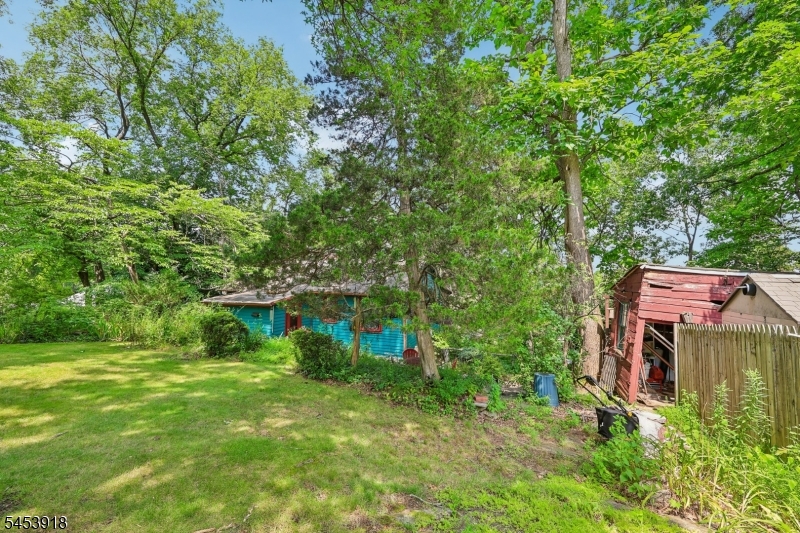 Nakomis Path Property Photo 34