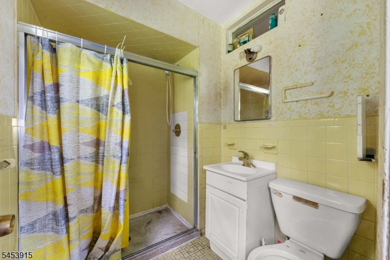 454 Plainfield Rd Property Photo 12