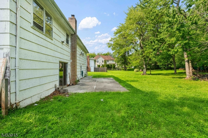 454 Plainfield Rd Property Photo 22