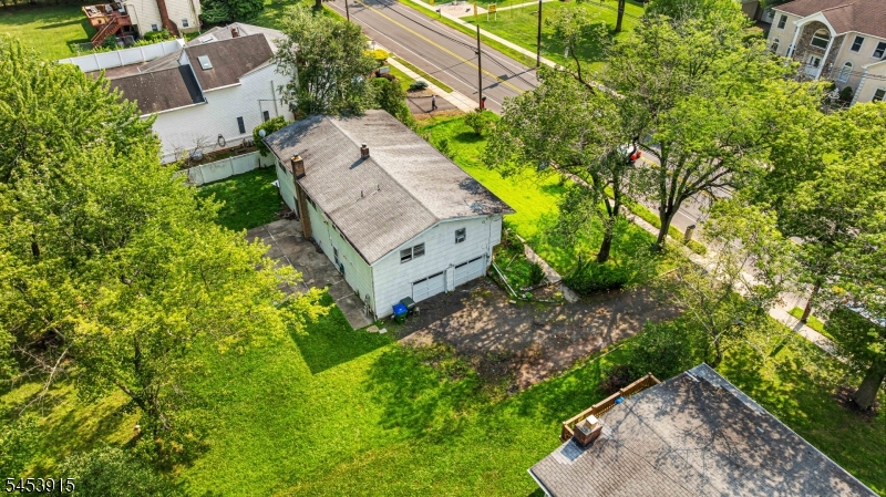 454 Plainfield Rd Property Photo 25