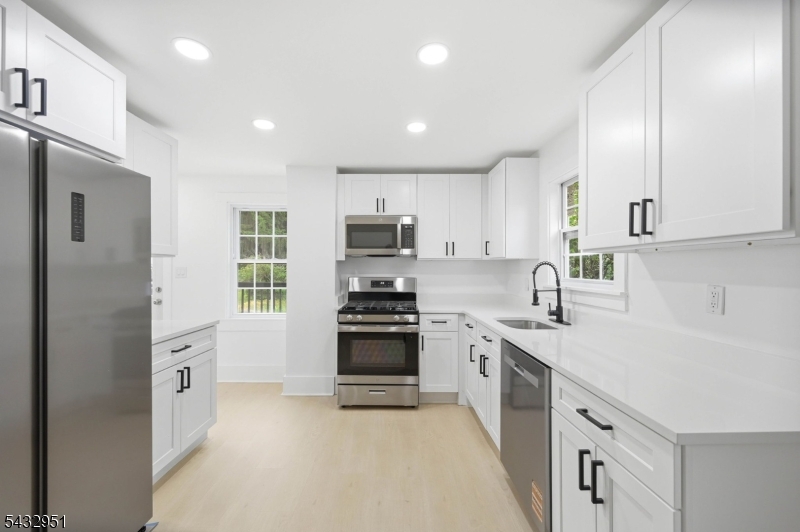 89 High St Property Photo 1