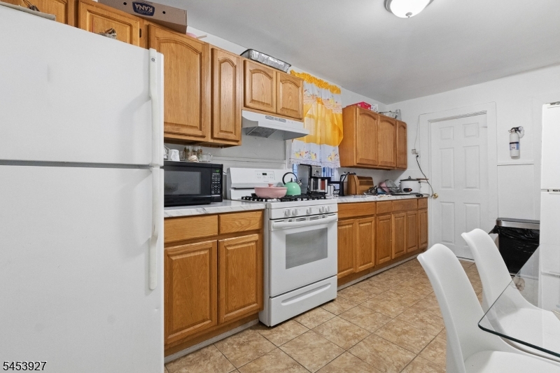 112 Garside St Property Photo 15