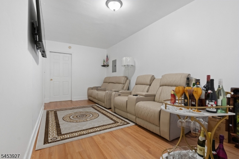 112 Garside St Property Photo 18