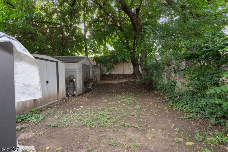 112 Garside St Property Photo 19