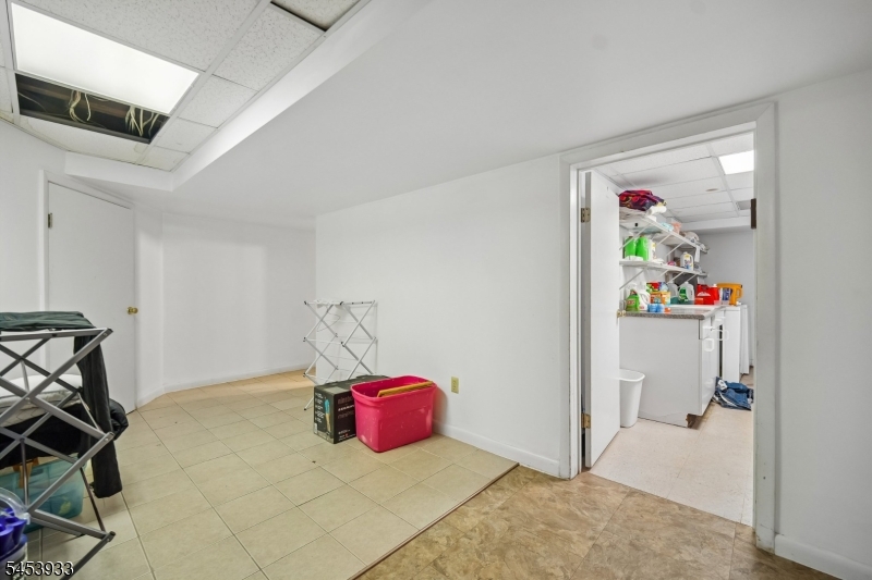231 Exeter Way Property Photo 19