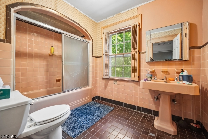 231 Exeter Way Property Photo 27