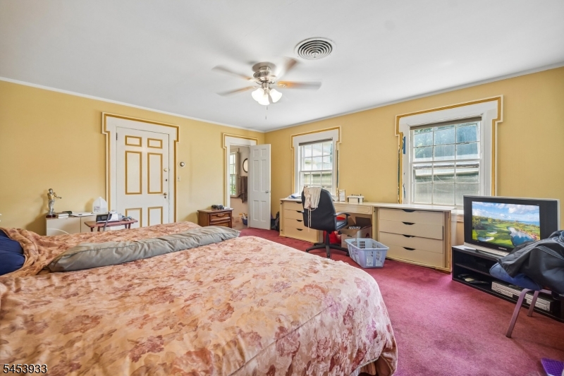 231 Exeter Way Property Photo 34
