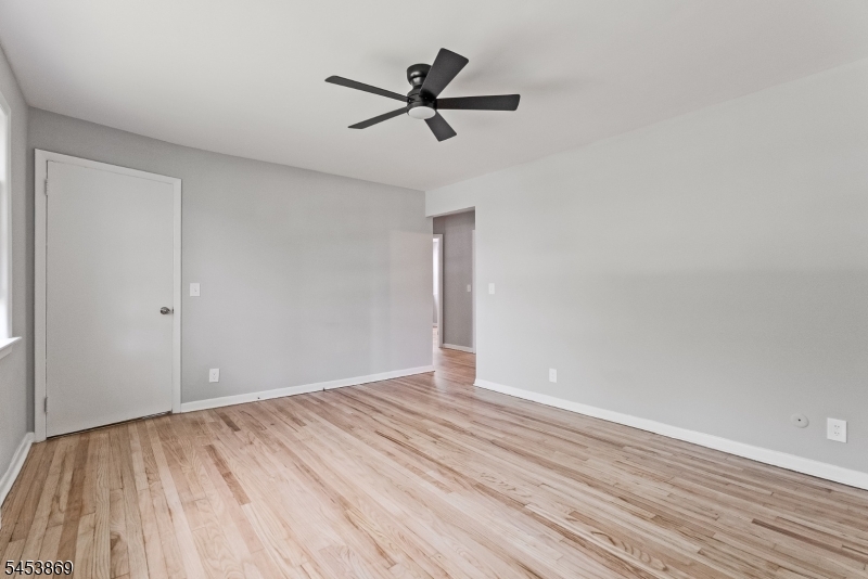 155 Broughton Ave Property Photo 5