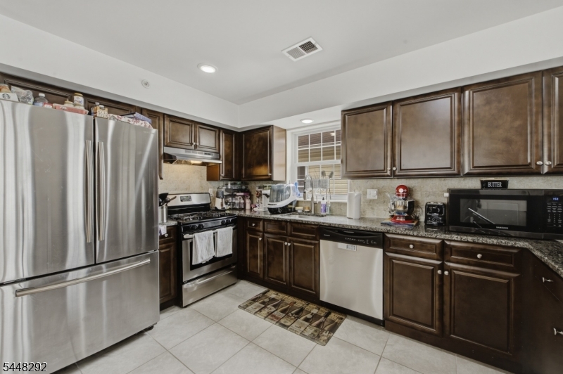 149 Bellair Pl Property Photo 5