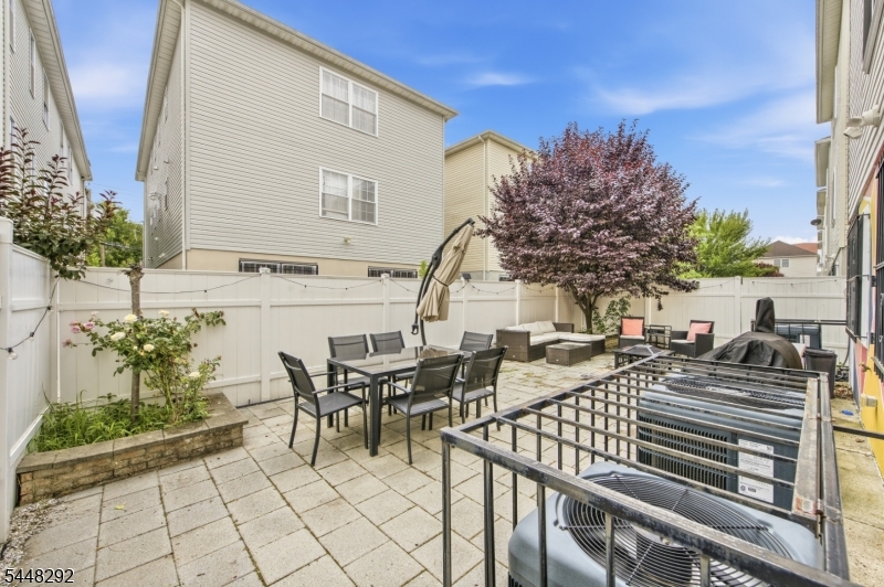 149 Bellair Pl Property Photo 24